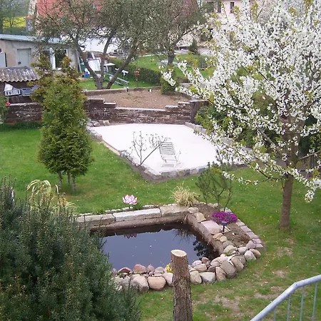 Apartment Comfortable Near Seabeach In