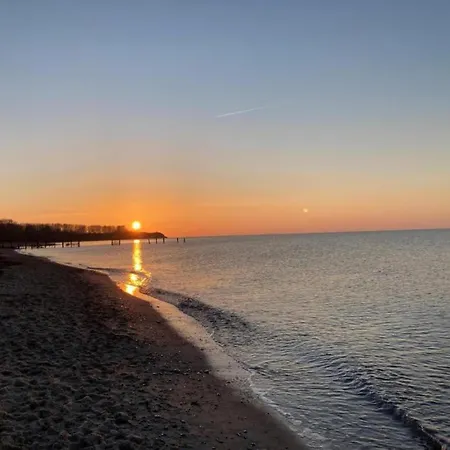 Comfortable Near Seabeach In דירה *