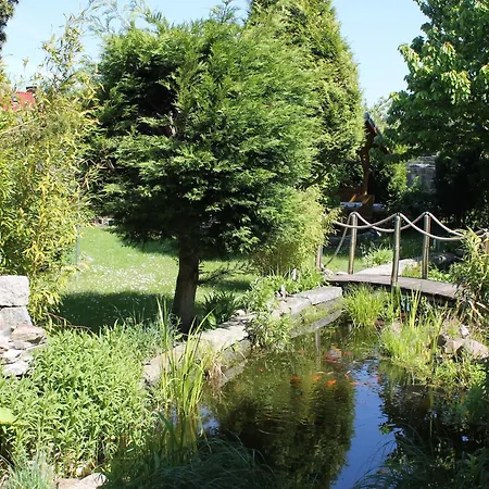 דירה Comfortable Near Seabeach In