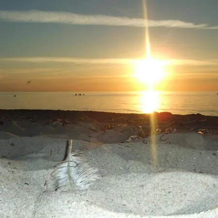 Comfortable Near Seabeach In דירה