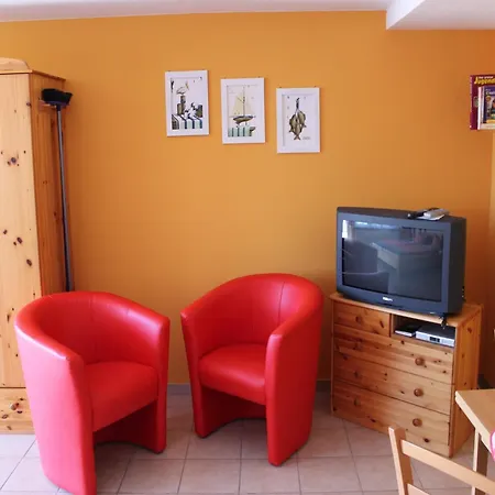 Comfortable Near Seabeach In *