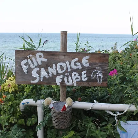 Comfortable Near Seabeach In דירה רריק