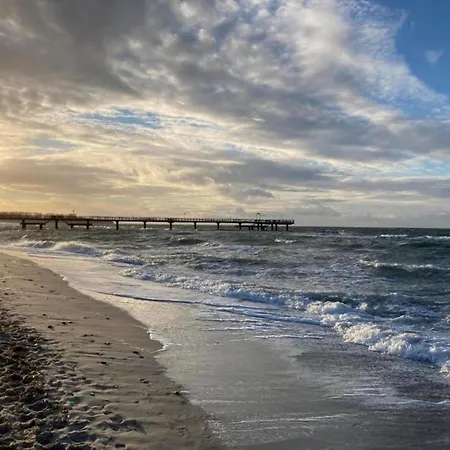 Comfortable Near Seabeach In רריק