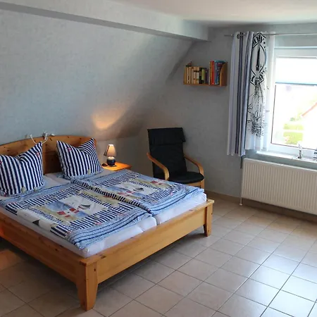 Comfortable Near Seabeach In Appartamento Rerik