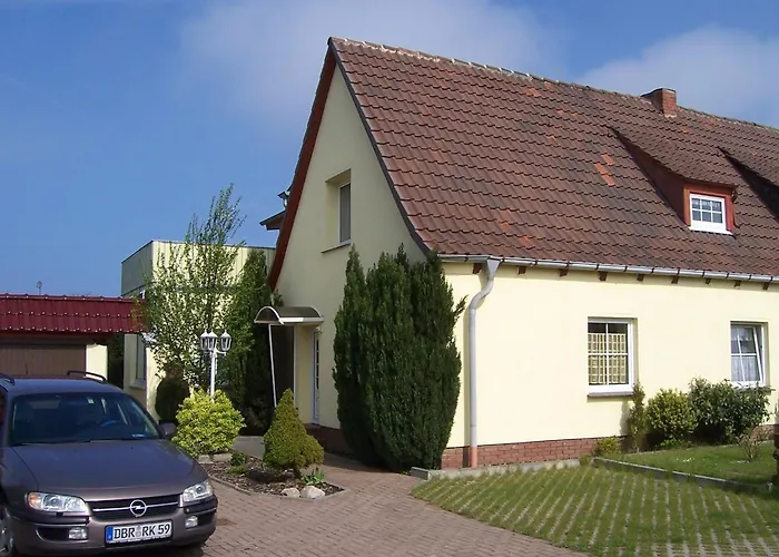דירה Comfortable Near Seabeach In רריק